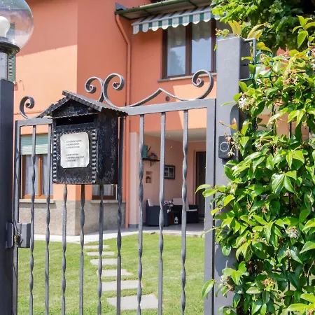 Apartment Locazione Turistica Casa Dei Platani - Aqs125 Acquaseria