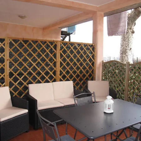 Apartment Locazione Turistica Casa Dei Platani - Aqs125 Acquaseria